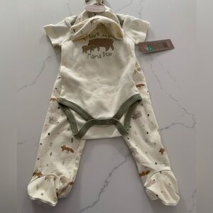 Baby 3- piece soft 6-9 month baby set. NWT
